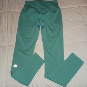 Alo Leggings